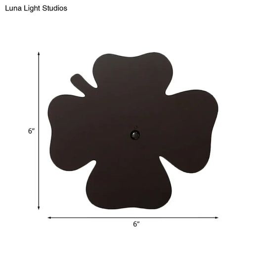 Minimalist Four Leaf Clover Wall Night Light With Black Finish Usb Powered Led Acrylic Shadow Lamp