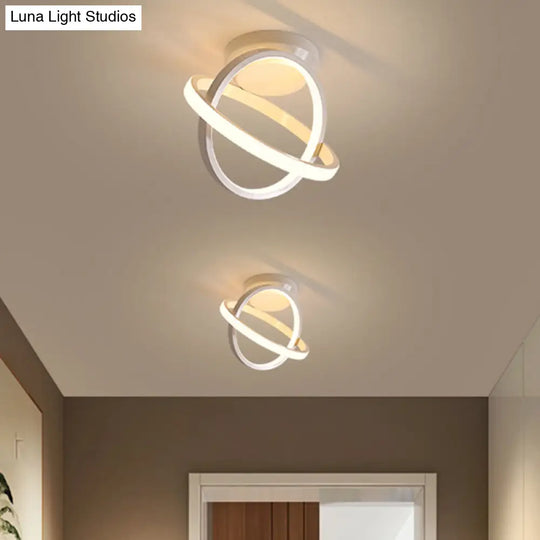 Minimalist Led Flush Mount Ceiling Light - Crossed Rings Design In Black/White