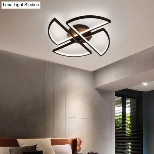 Minimalist Led Pinwheel-Shaped Black Flush Mount Ceiling Light For Living Room / 18 Natural