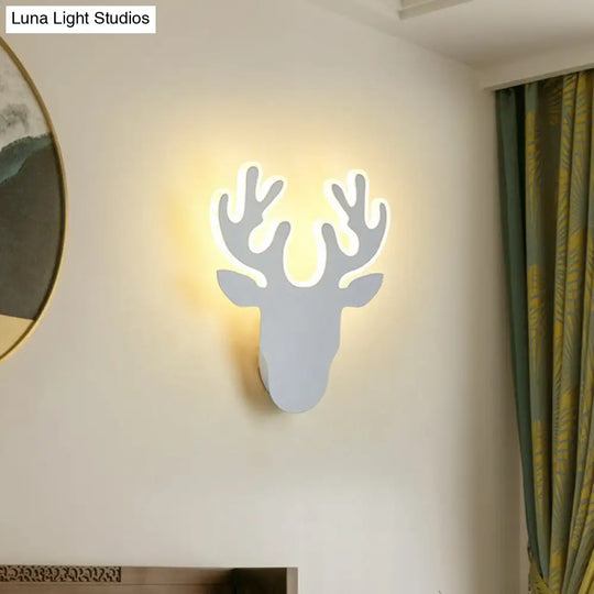 Minimalist Led Wall Sconce Light For Shaded Living Room - Mounted Acrylic Lighting