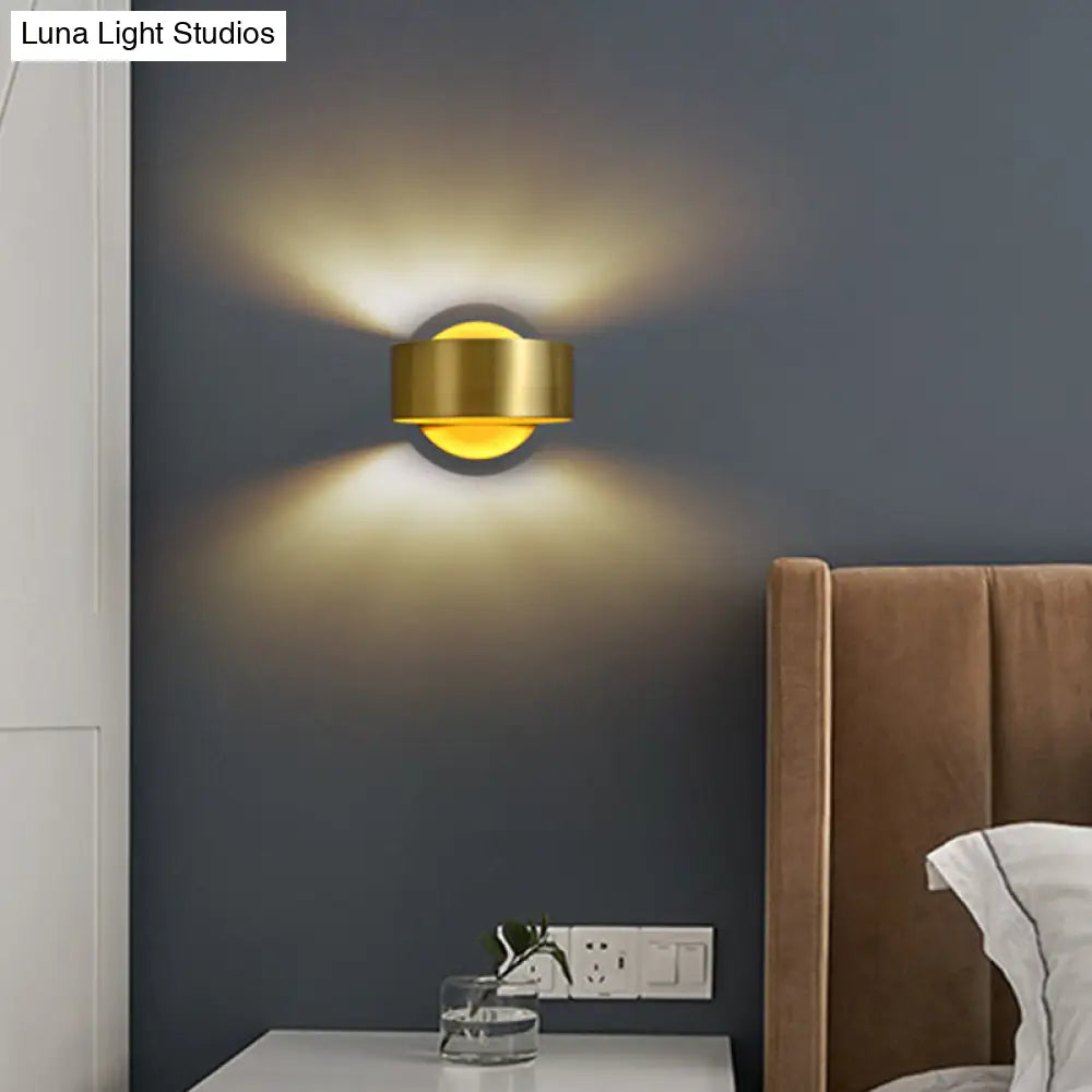 Minimalist Metal Circle Wall Lamp - Brass Sconce Lighting For Bedroom