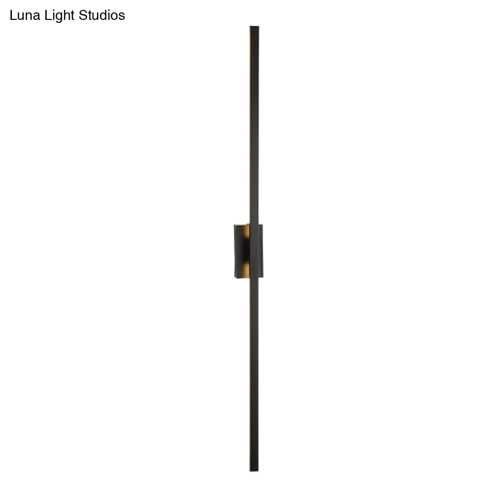 Minimalist Metal Led Wall Sconce Light In Black For Drawing Room