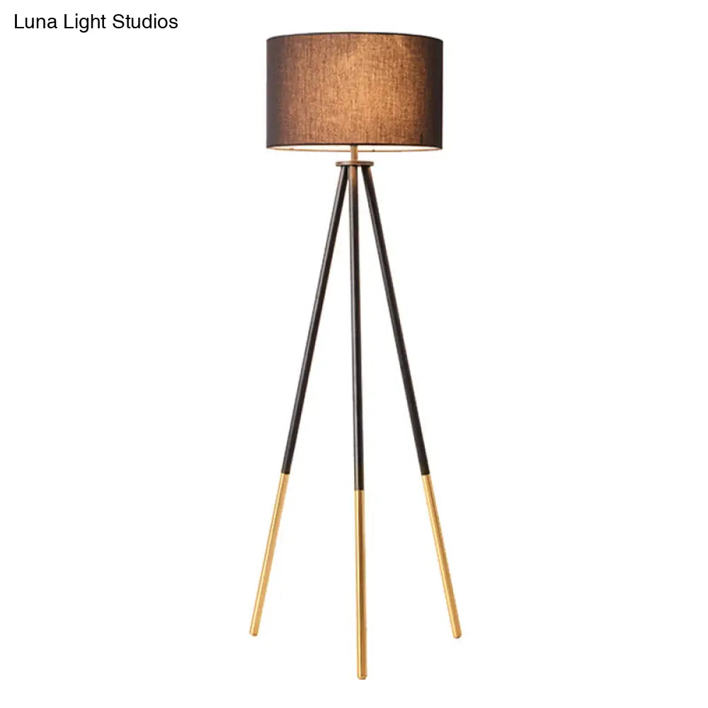 Minimalist Metal Tripod Floor Lamp With Drum Fabric Shade