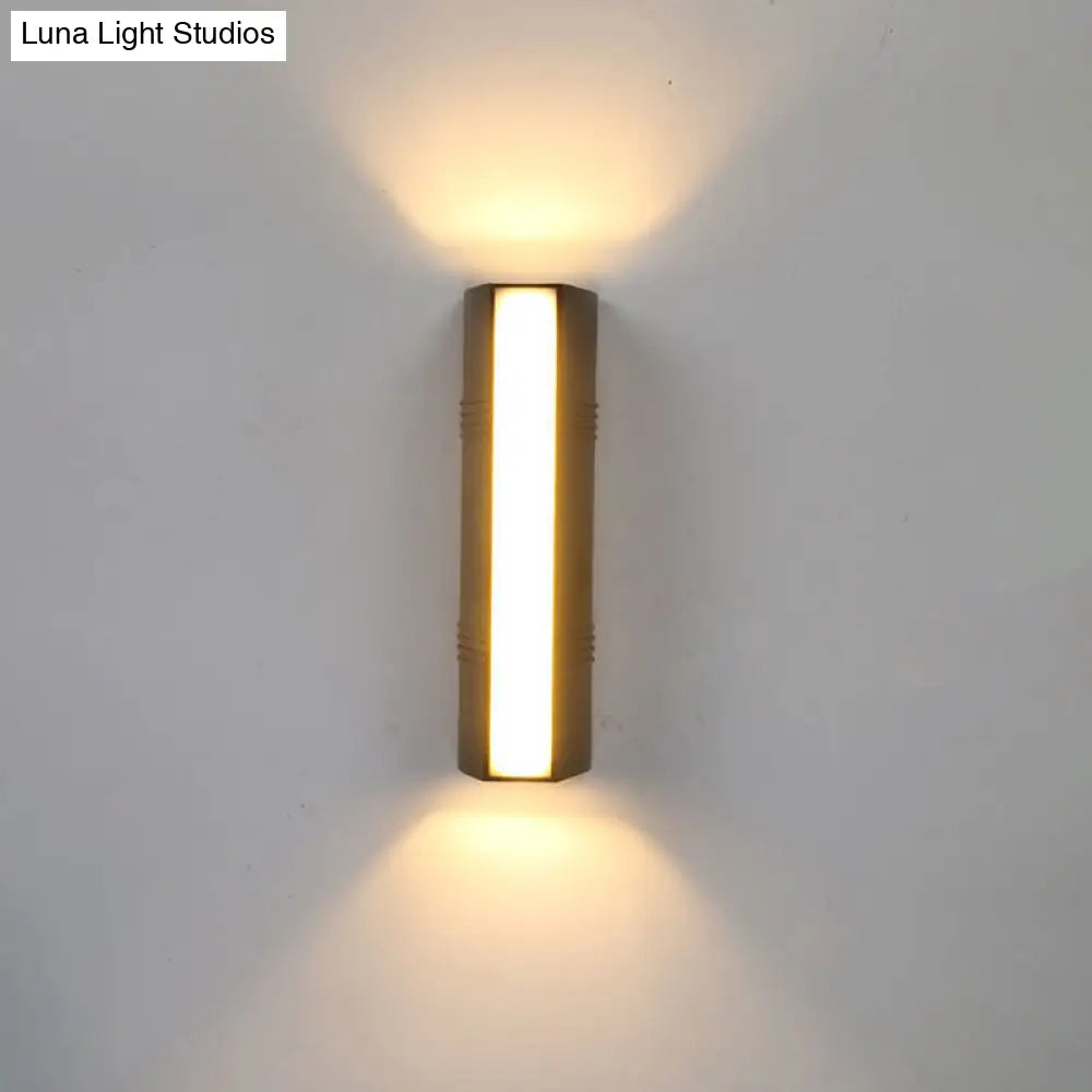 Minimalist Metallic Led Wall Sconce For Courtyard - Trapezoid Shape Black