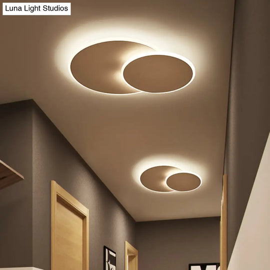 Minimalist Round Acrylic Led Flush Mount Ceiling Light - 16’/19.5’ Width In White/Coffee Finish