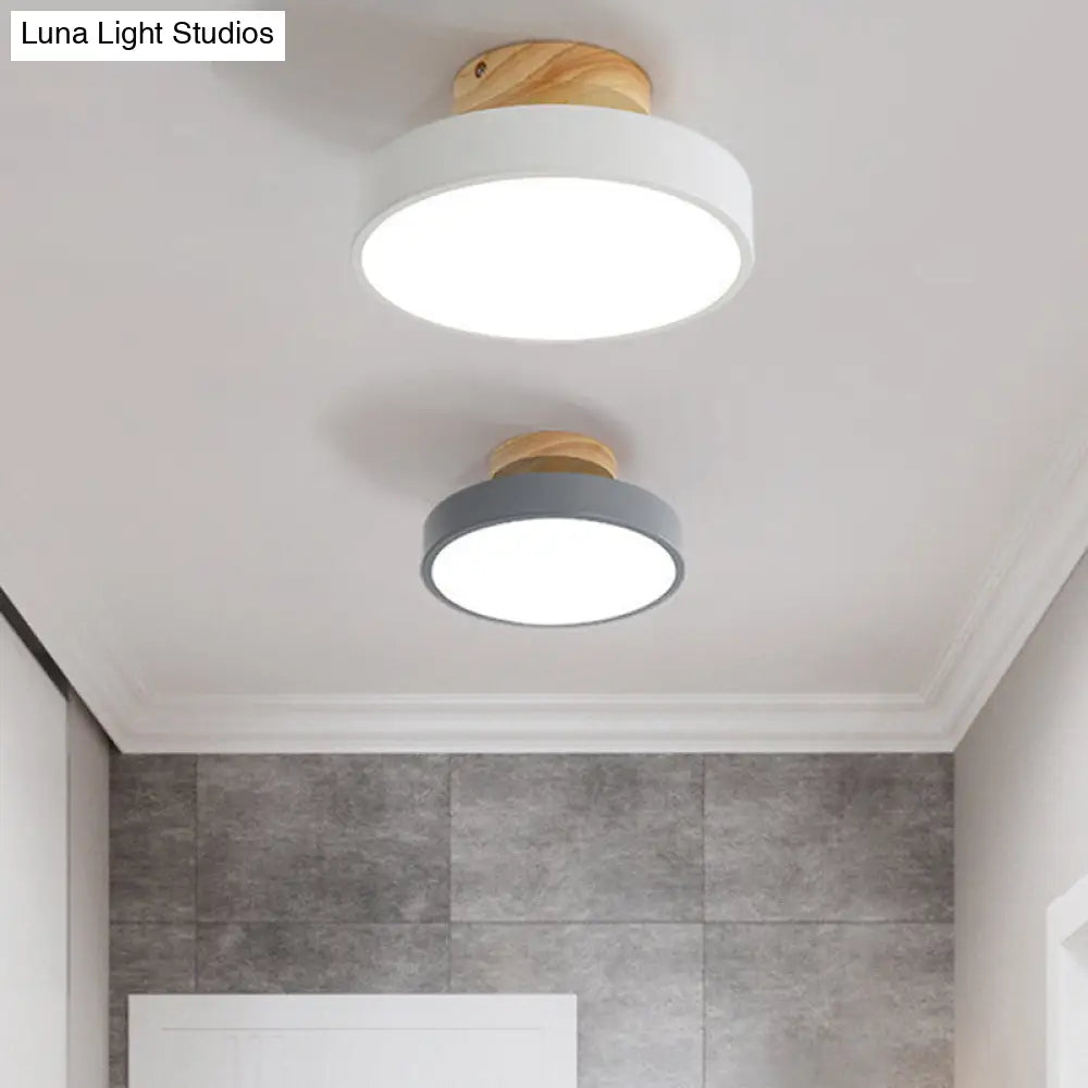 Minimalist Round Flush Mount Ceiling Light - Acrylic Chandelier For Bedroom