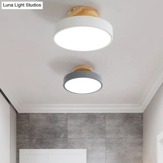 Minimalist Round Flush Mount Ceiling Light - Acrylic Chandelier For Bedroom