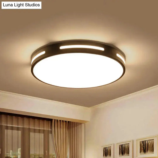 Minimalist Round Ultra-Thin Led Bedroom Ceiling Lamp In Black/White Various Sizes