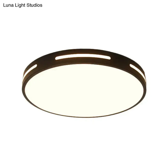 Minimalist Round Ultra-Thin Led Bedroom Ceiling Lamp In Black/White Various Sizes