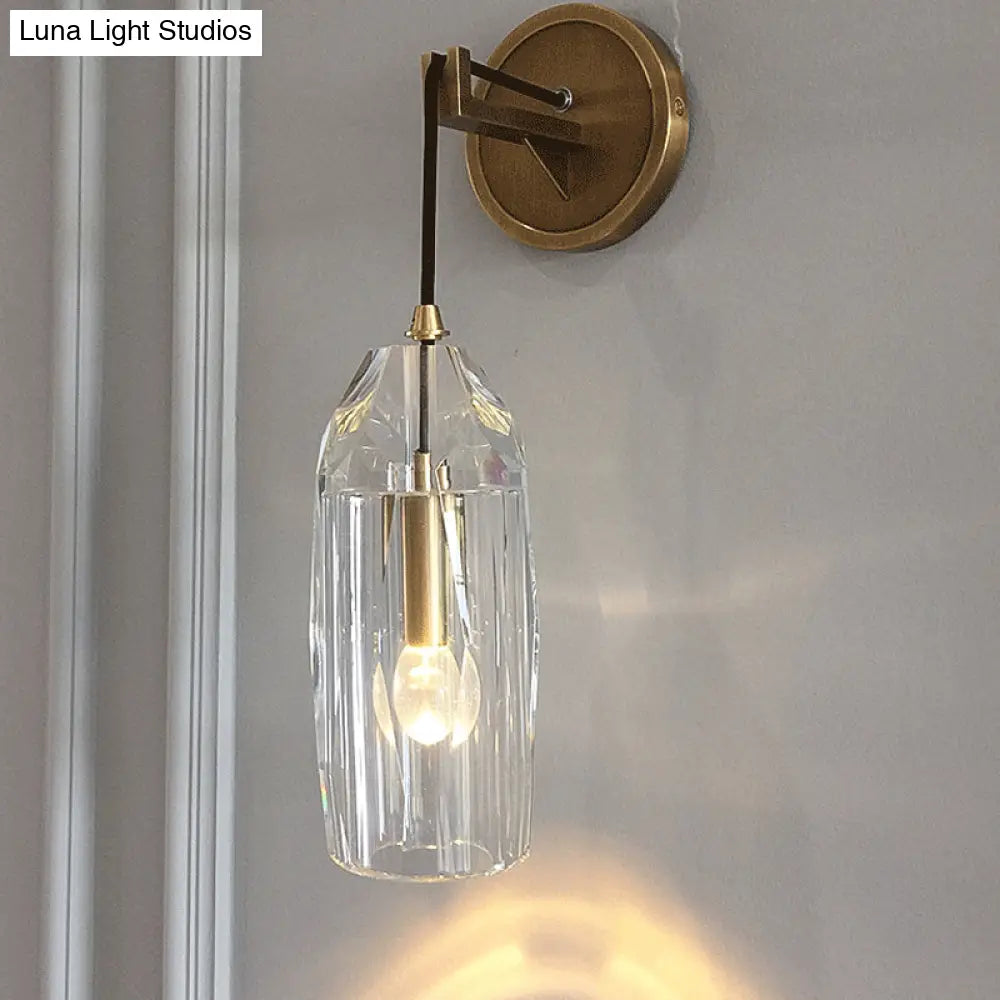 Minimalist Single Light Brass Wall Mounted Sconce Lamp With Clear Crystal Facets