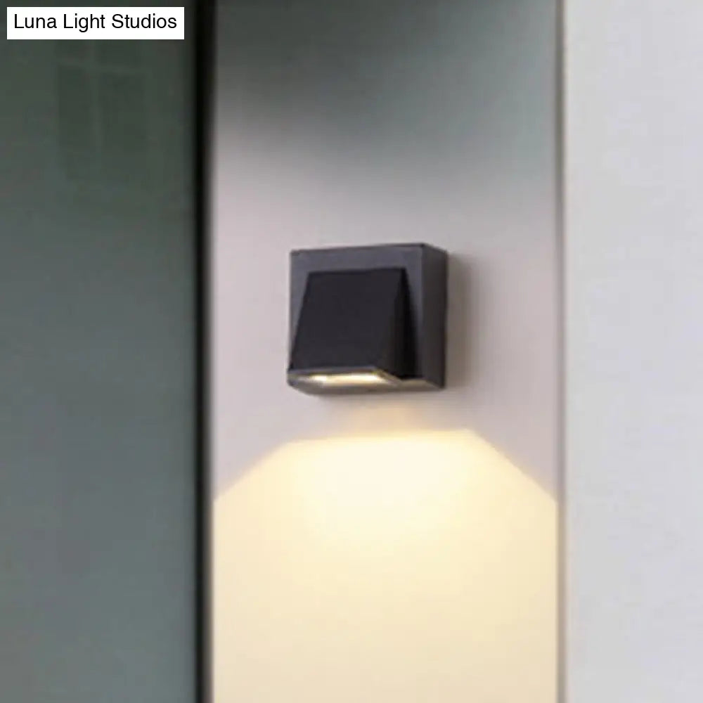 Minimalist Triangle Aluminum Flush Wall Sconce - Small/Large Black Corridor Lamp