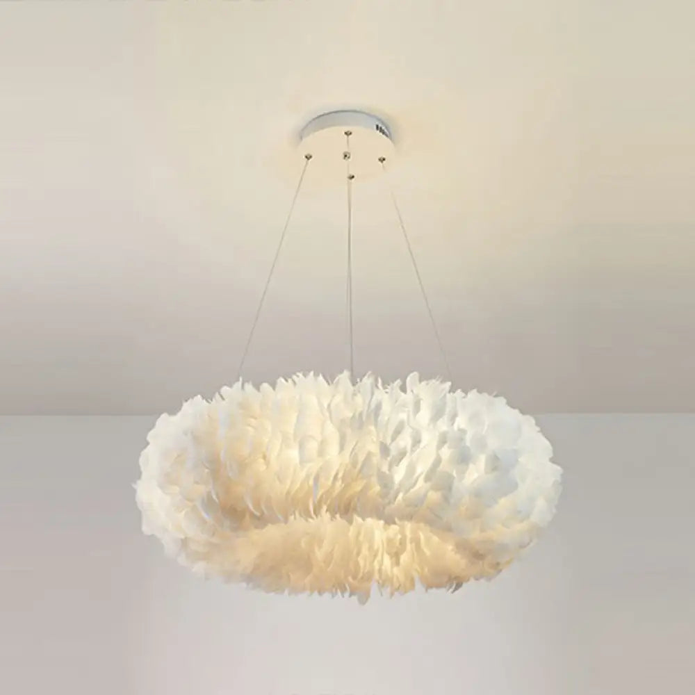 Minimalist White Feather Chandelier Pendant Light For Girls’ Bedroom / 31.5’ Circline