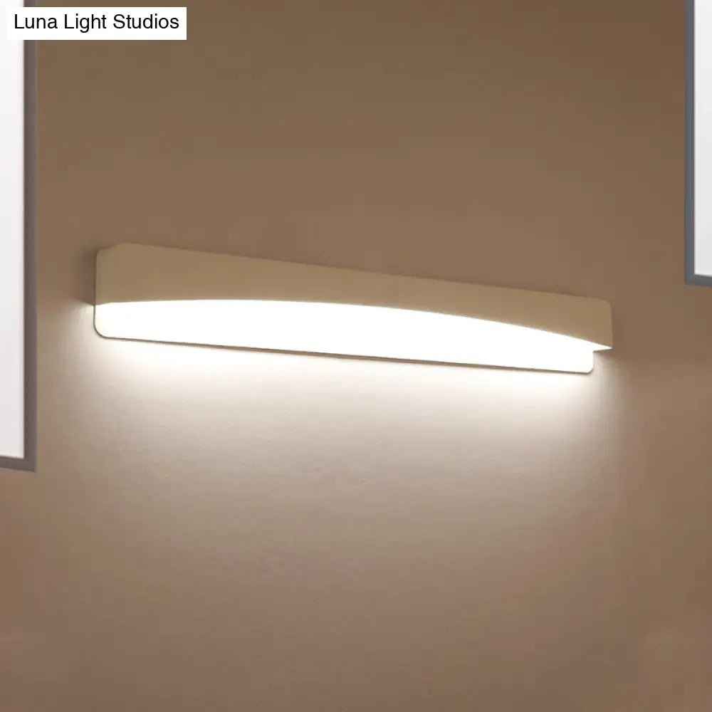 Minimalist White Led Wall Sconce Lamp - 16.5/20.5 Metal And Acrylic Rectangular Mount