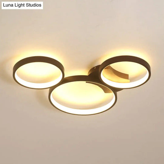 Minimalistic Black Acrylic Circle Flush Mount Ceiling Light With 3 Lights