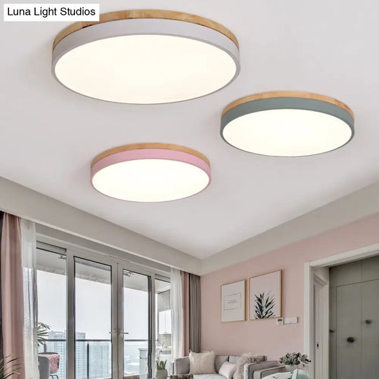 Minimalistic Flush Mount Ceiling Light - 1 Acrylic Disk Design