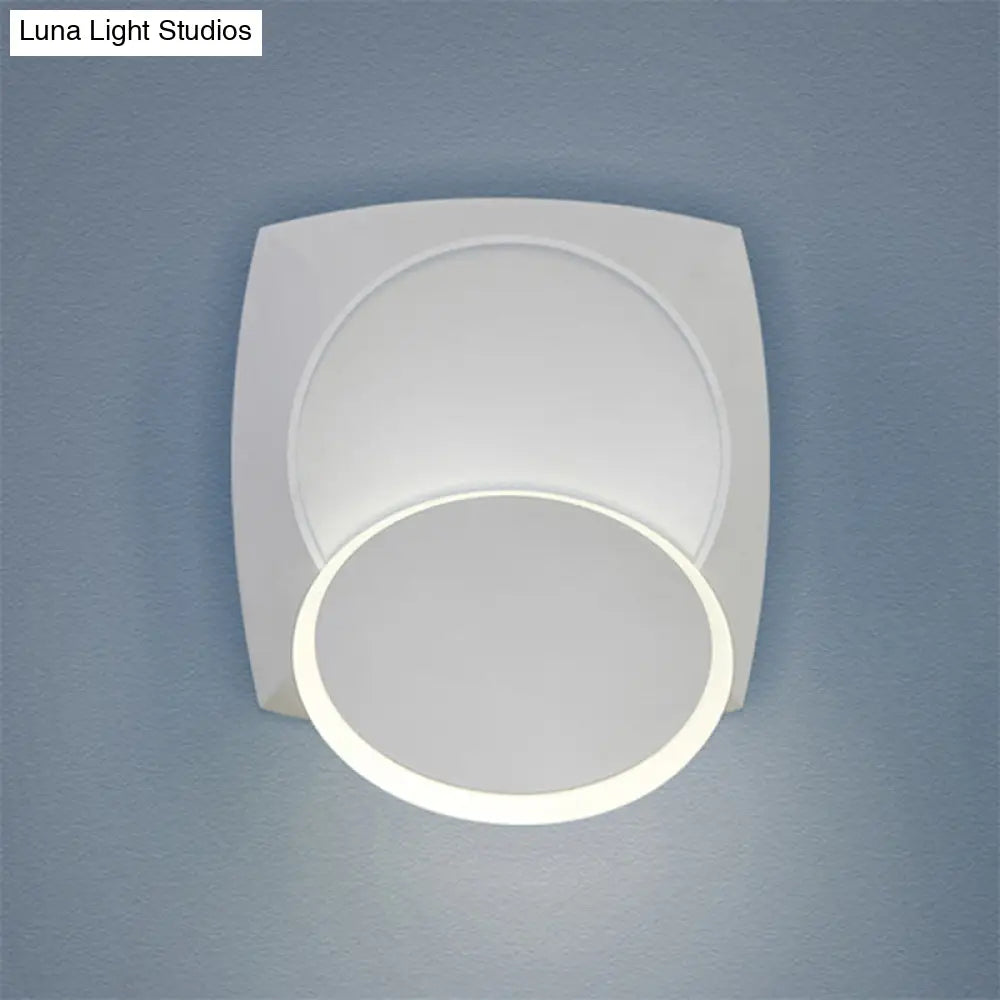 Minimalistic Rotatable Metallic Wall Sconce With Led Warm/White Lighting