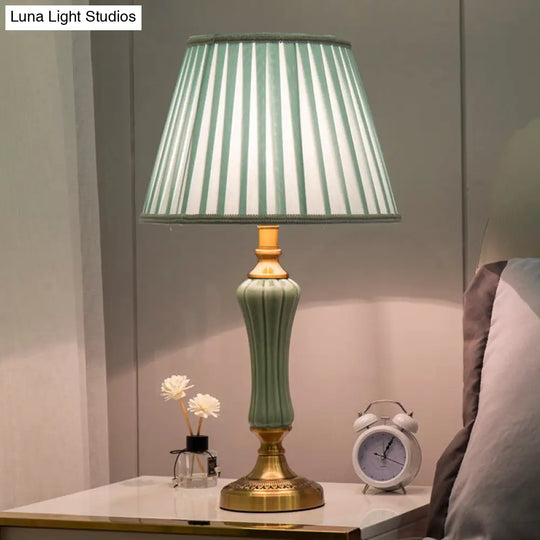 Modern 1-Bulb Green Nightstand Lamp With Empire Shade And Fabric Border