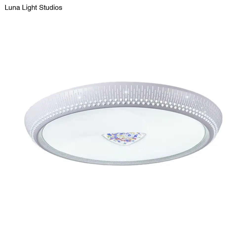 Modern Acrylic Led Flush Mount Ceiling Light - White 23’/31’ Wide