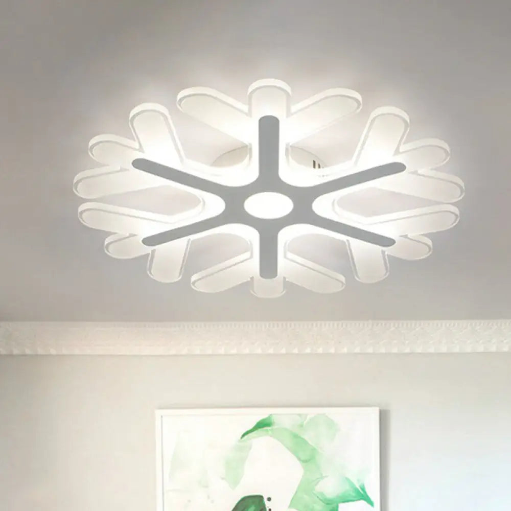 Modern Acrylic Led Snowflake Flush Mount Ceiling Light For Living Room Clear / 15.5’ White