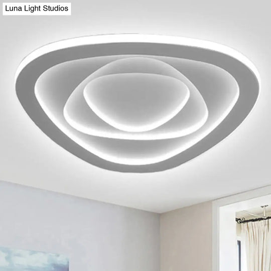 Modern Acrylic Triangle Ceiling Light Fixture - 16/19.5/23.5 Wide Bedroom Led Flush Mount Lamp In