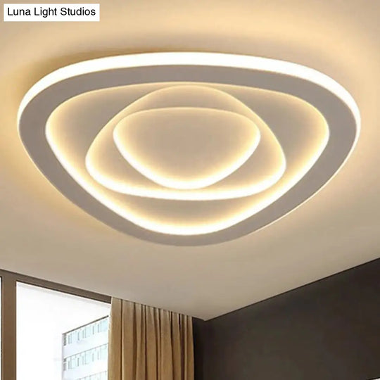 Modern Acrylic Triangle Ceiling Light Fixture - 16/19.5/23.5 Wide Bedroom Led Flush Mount Lamp In