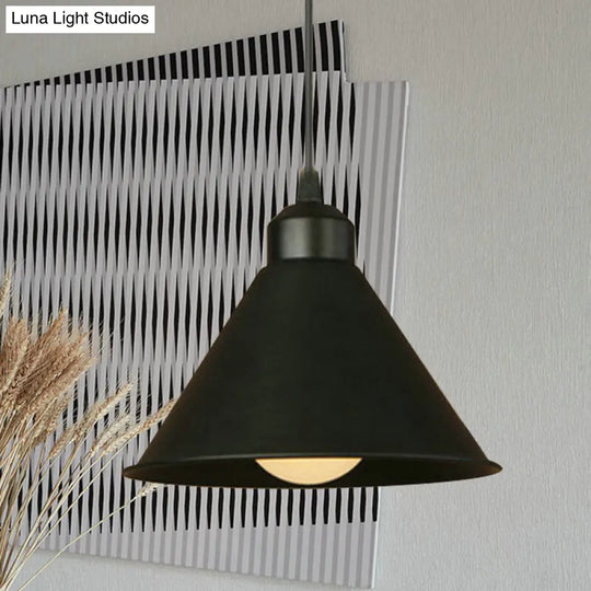 Modern 1-Light Cone Pendant Lamp: Black/White Metal Hanging Light With Adjustable Cord