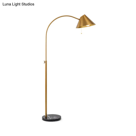 Modern Adjustable Floor Reading Lamp - Gold Cone Metal Gooseneck Light With Pull Chain