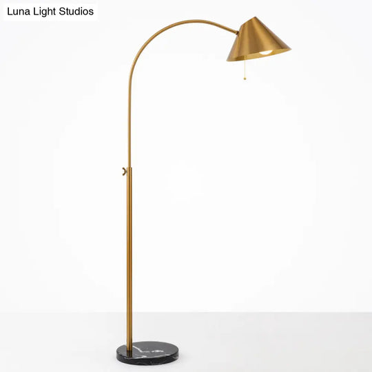 Modern Adjustable Floor Reading Lamp - Gold Cone Metal Gooseneck Light With Pull Chain