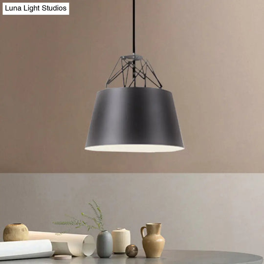 Modern Drum-Shaped Aluminum Restaurant Pendant Light With Iron Wire Black