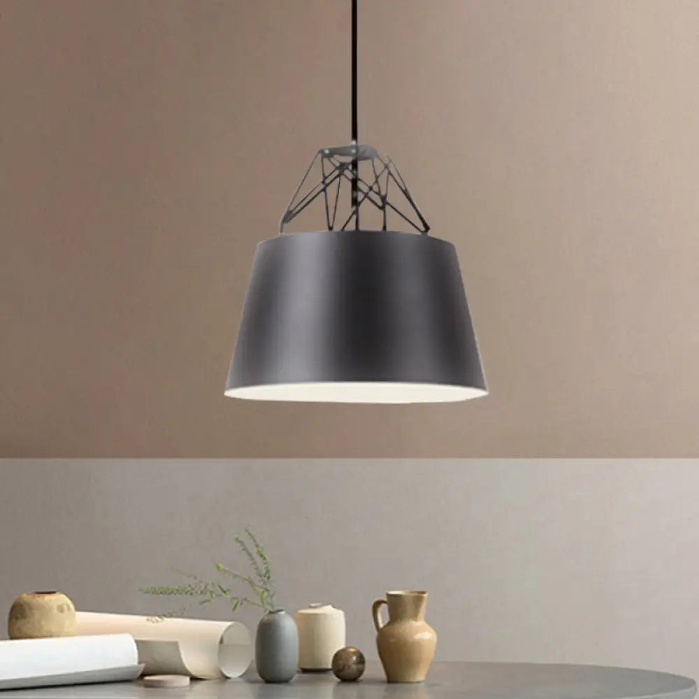 Modern Aluminum Drum Shape Pendant Light For Restaurants - 1 With Iron Wire Black