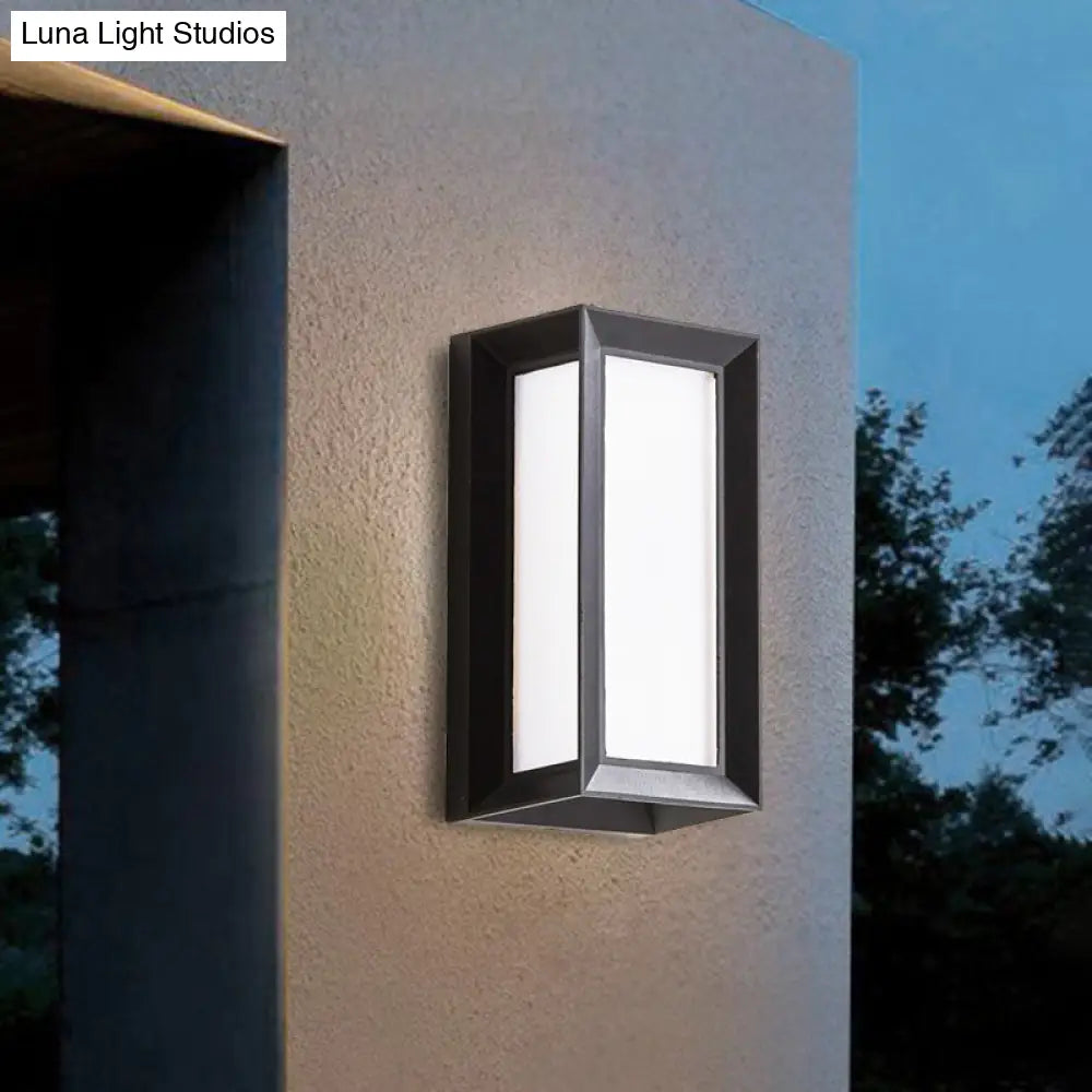 Modern And Stylish Lodges Cuboid Box Wall Sconce In Black With Milky Glass Led For Corner Lighting