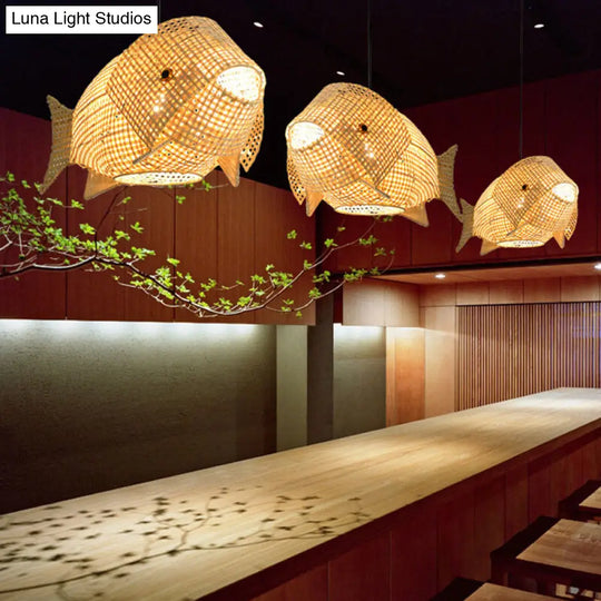 Modern Beige Fish-Shaped Bamboo Pendant Ceiling Light For Restaurants