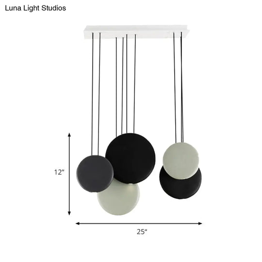 Modern Black And White Pendant Lights - 2/3/5 Globe Design With Warm/White Light