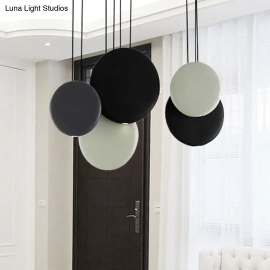 Modern Black And White Pendant Lights - 2/3/5 Globe Design With Warm/White Light