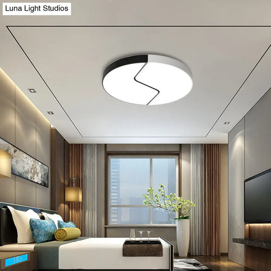 Modern Black And White Round Flushmount Metal 2-Light Led Ceiling Light - 19.5 W Warm/White /