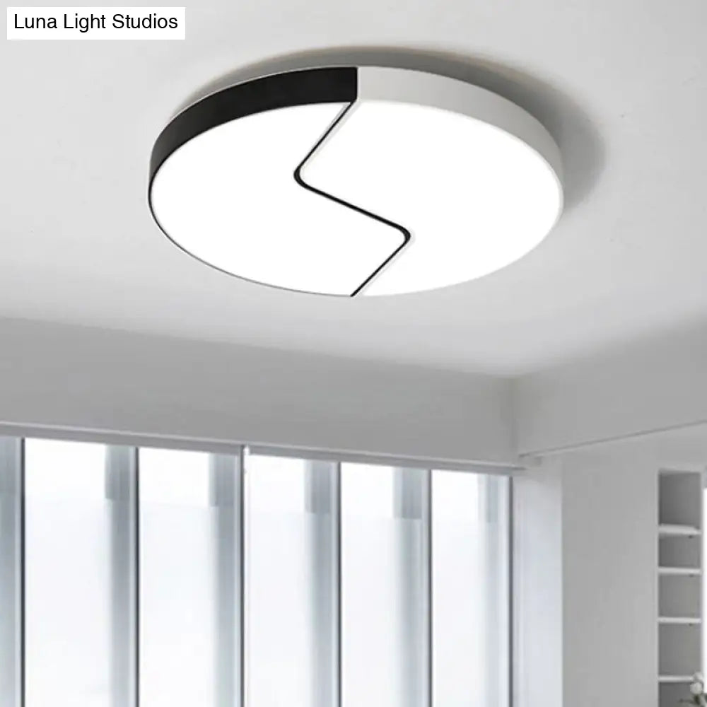 Modern Black And White Round Flushmount Metal 2-Light Led Ceiling Light - 19.5 W Warm/White