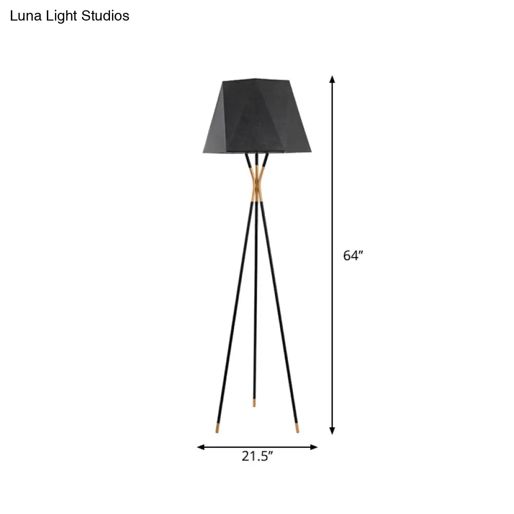 Modern Black Metal Floor Lamp With Unique Linear Capsule Arch Design For Living Room