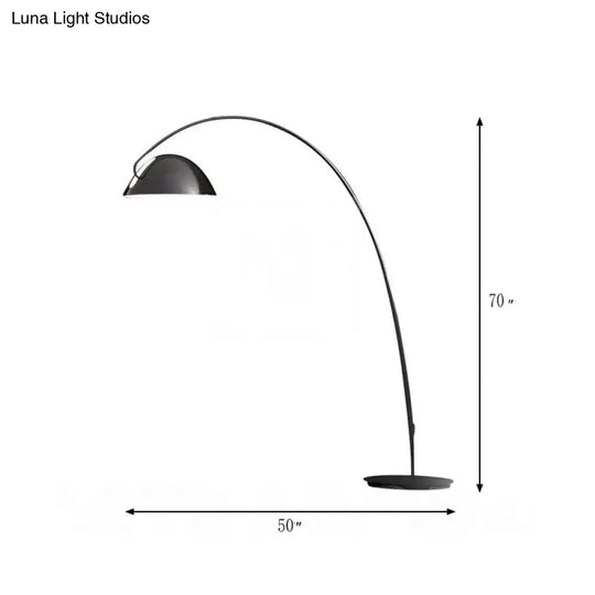 Modern Black Metal Floor Lamp With Unique Linear Capsule Arch Design For Living Room