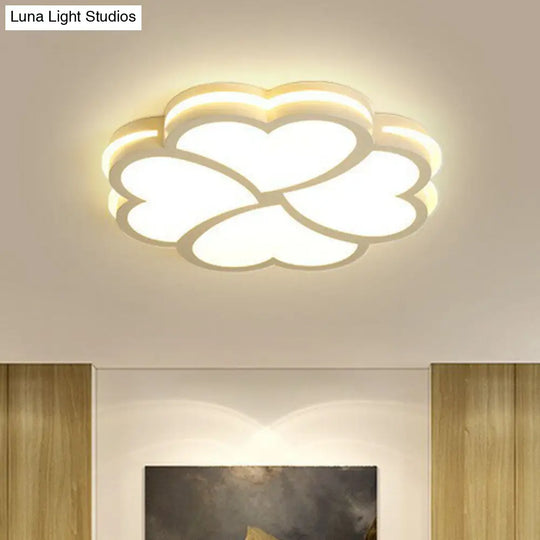 Modern Clover Shaped Bedroom Led Flush Mount Ceiling Light In White / 3 Color