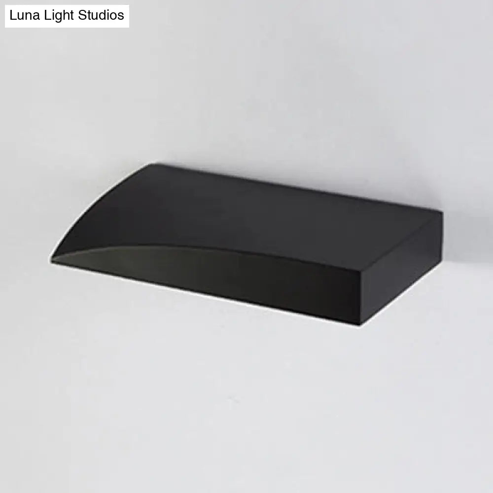 Modern Curved Sconce Wall Light: Metal Led 5.5/10 Width Black/White Living Room Lamp