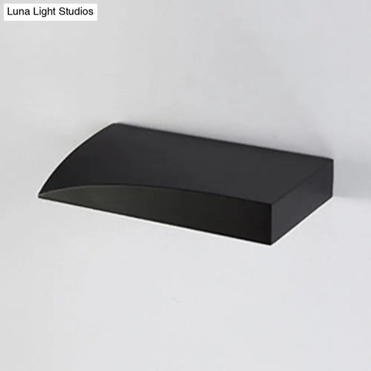 Modern Curved Sconce Wall Light: Metal Led 5.5/10 Width Black/White Living Room Lamp