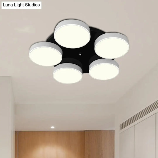 Modern Drum Flush Mount Light With Multiple Heads In Black/White For Study Room