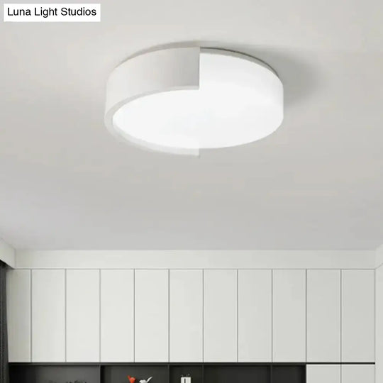 Modern Drum-Shaped Ceiling Light Fixture: Acrylic Black/White Flushmount With C-Shaped Frame Led