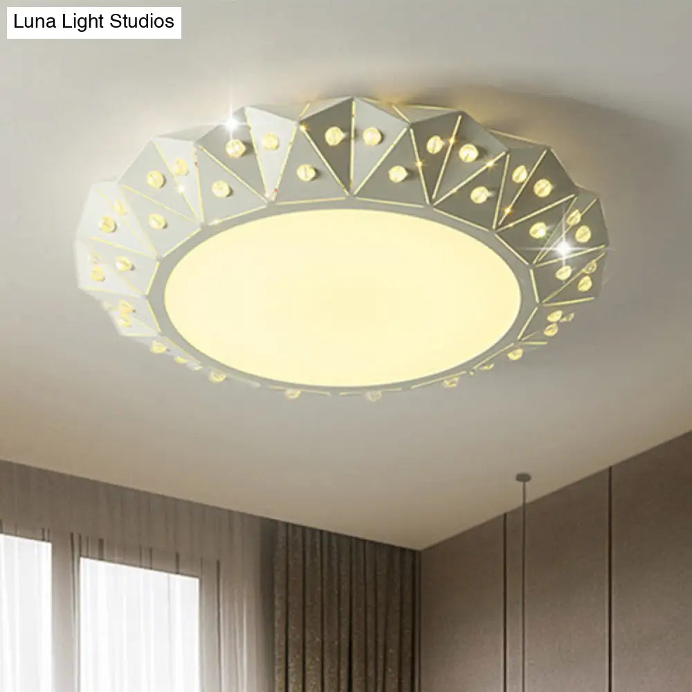 Modern Faceted Round Flushmount Light With Warm/White Led Lighting And Iron Shade 16.5’/22.5’ Wide