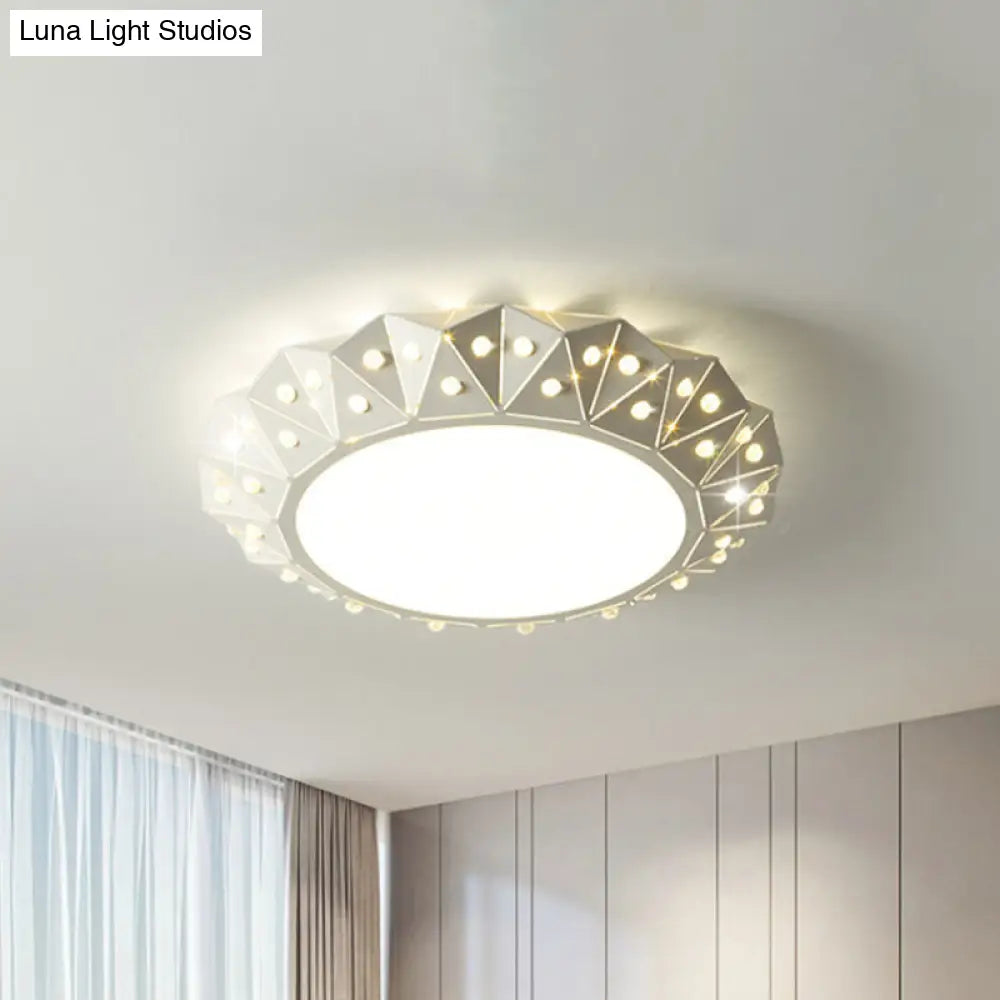 Modern Faceted Round Flushmount Light With Warm/White Led Lighting And Iron Shade 16.5/22.5 Wide