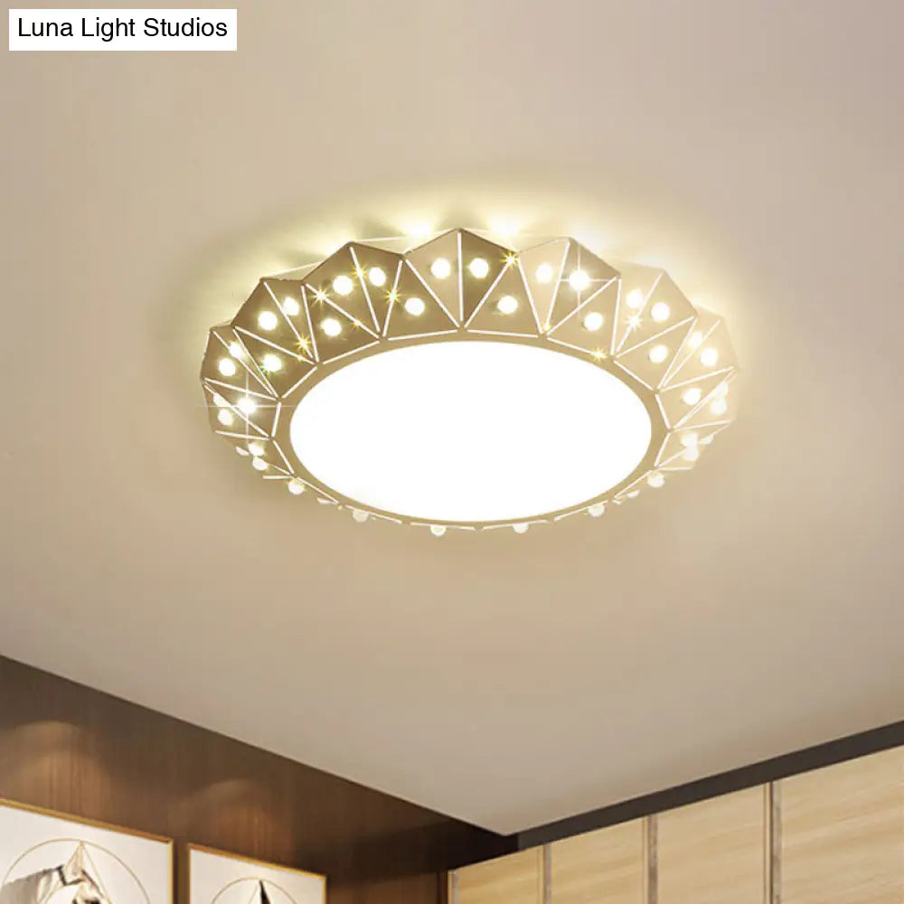 Modern Faceted Round Flushmount Light With Warm/White Led Lighting And Iron Shade 16.5’/22.5’ Wide