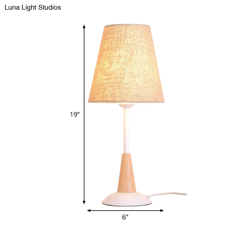 Modern Flaxen Desk Lamp With Wide Flare Fabric Shade