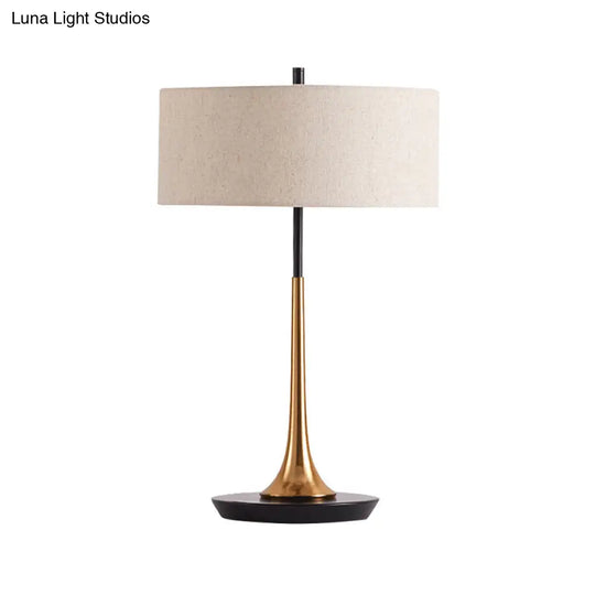 Modern Flaxen Metal Table Lamp With Fabric Shade For Bedroom