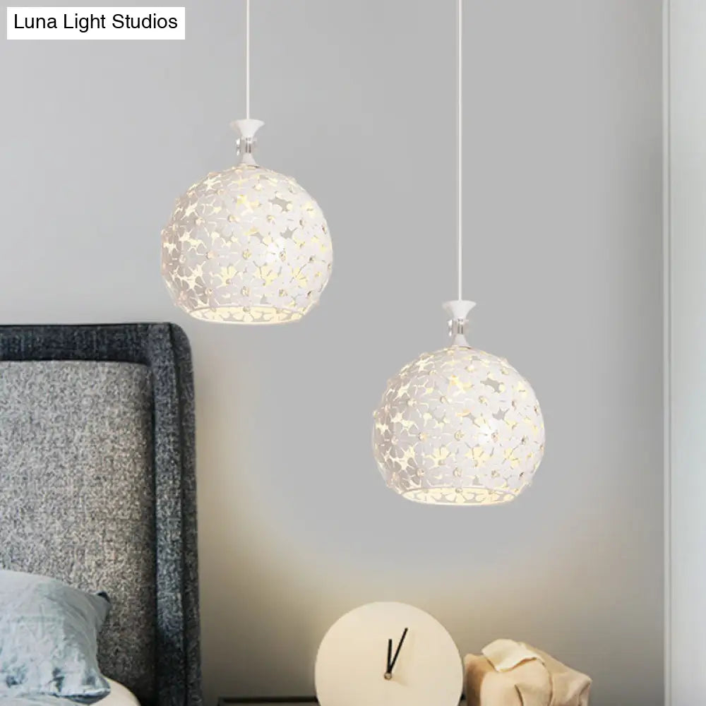 Modern Floret Drop Pendant Light With Globe Design - White Iron Ceiling Lamp