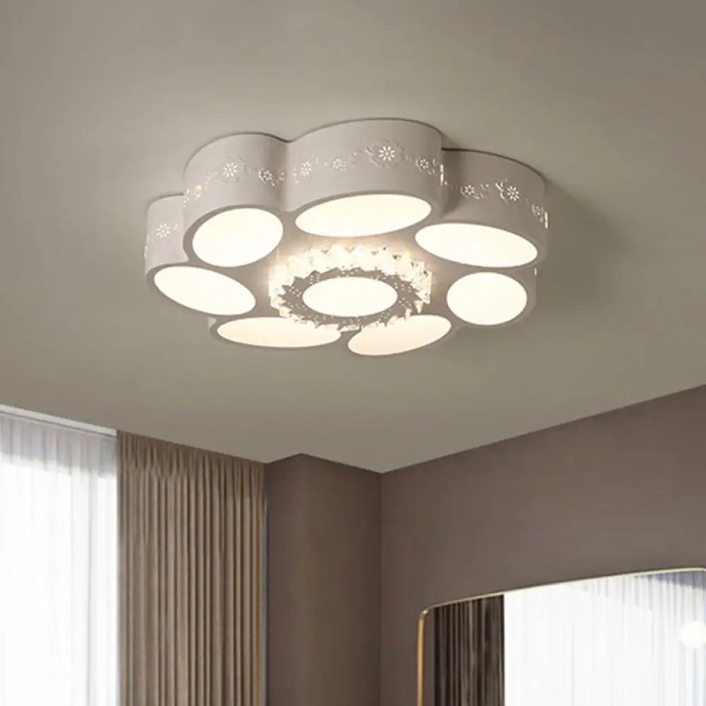 Modern Flower Flush Mount Lamp: Stylish Metallic Led Ceiling Light In Warm/White Stepless Dimming &
